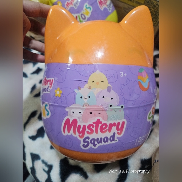 Squishmallow  Mystery Capsule 8 inch - Picture 1 of 5